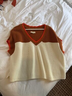 Anthropologie Cream and Rust Knit V‑Neck Sleeveless Sweater